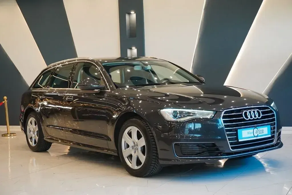 Gebraucht Audi A6 Ambiente 190 PS (139 kW) 2015 Grau Kombi