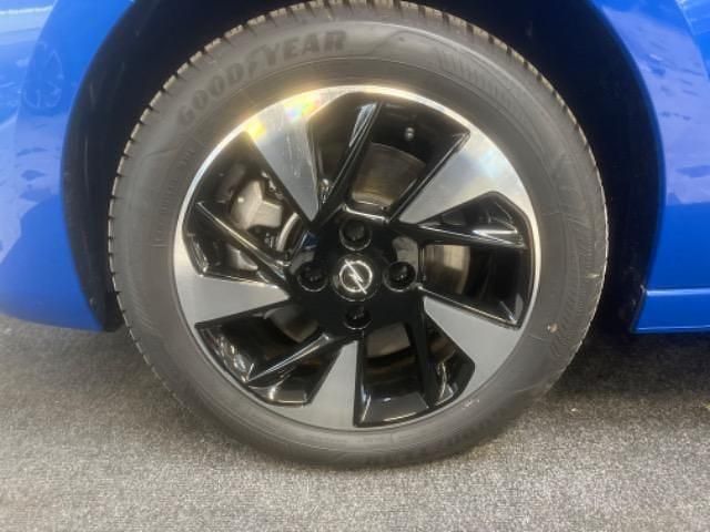 Gebraucht Opel Corsa-e Edition 100 kW (136 PS) 2024 Blau Kleinwagen