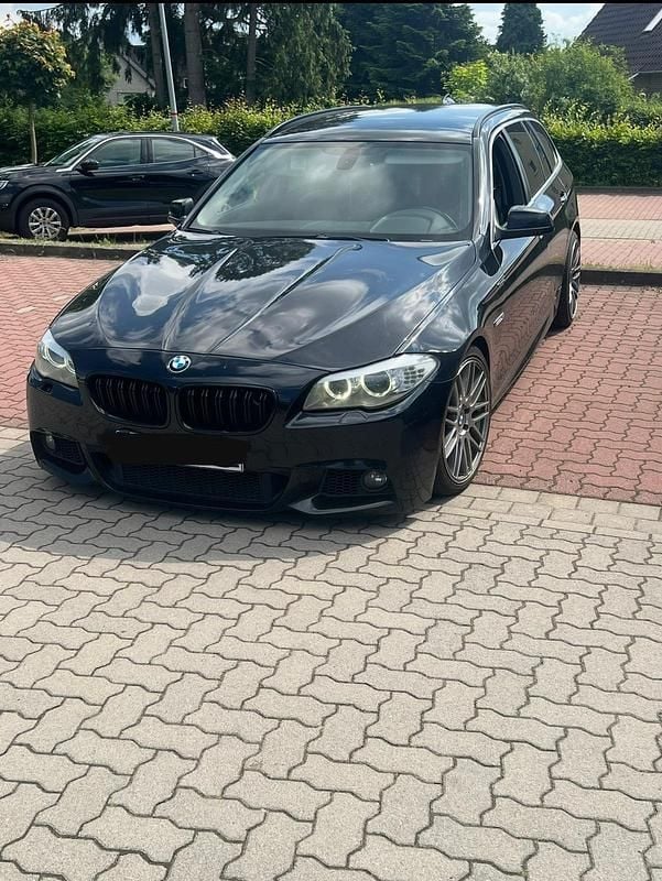 Gebraucht BMW 535 M Sport 299 PS (219 kW) 2011 Schwarz Kombi