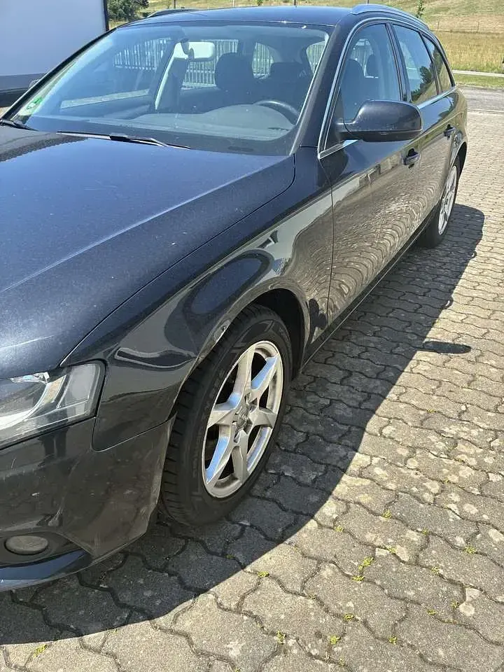 Gebraucht Audi A4 140 PS (102 kW) 2010 Kombi