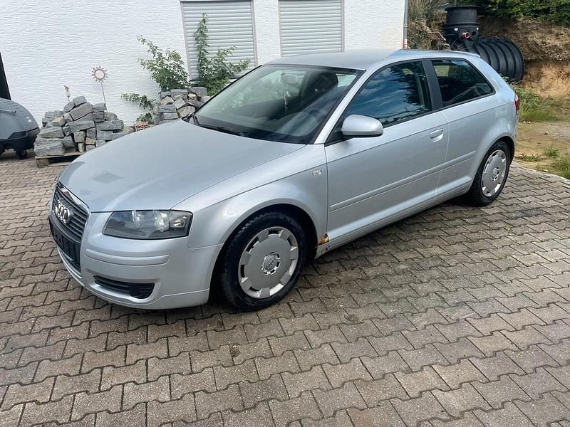 Gebraucht Audi A3 85 PS (62 kW) 2007 Silber Kleinwagen