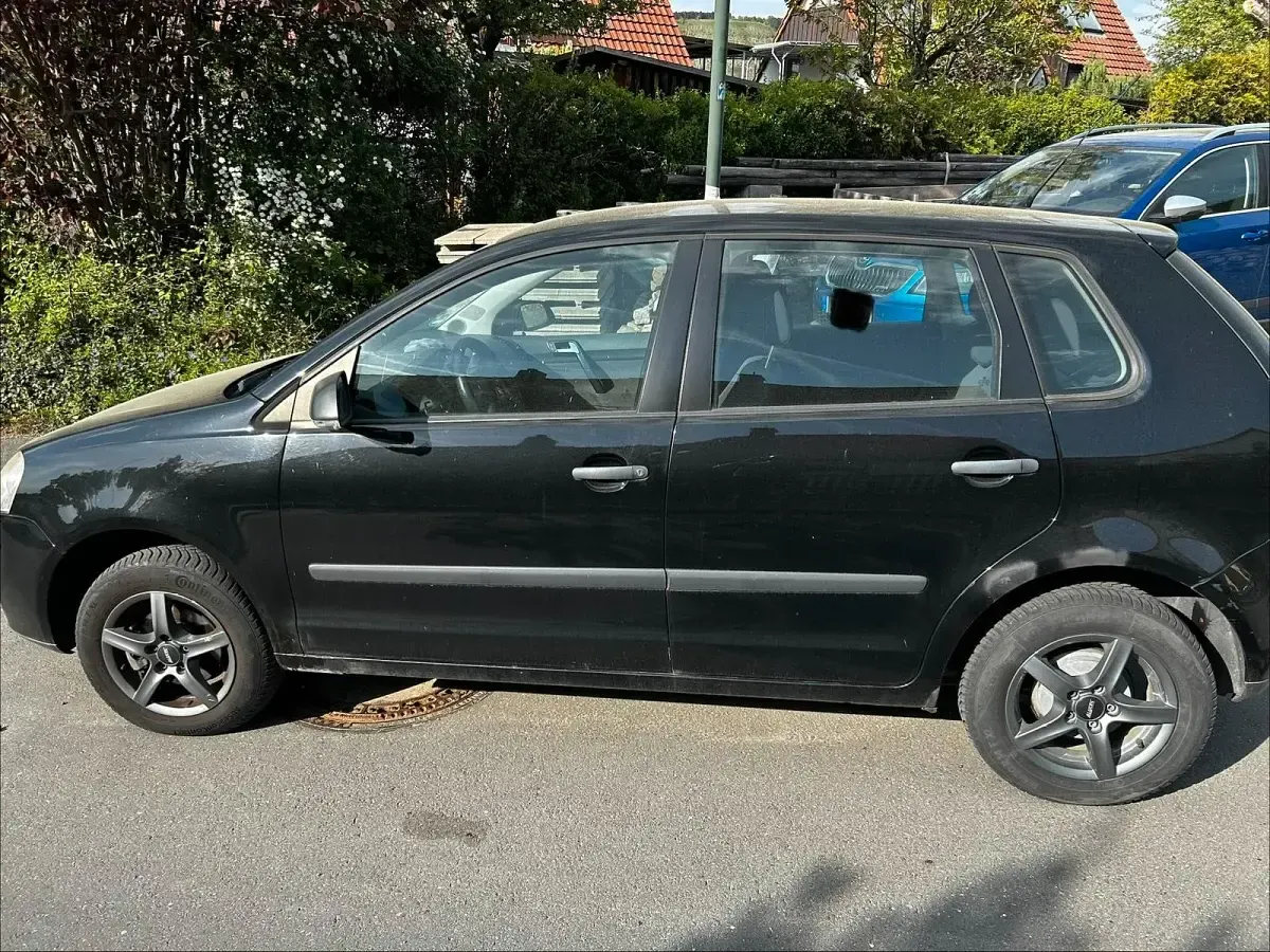 Gebraucht VW Polo 60 PS (44 kW) 2008 Schwarz Kleinwagen