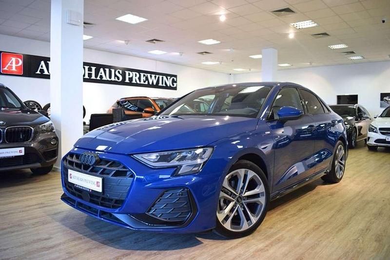 Gebraucht Audi A3 S-Line 116 PS (85 kW) 2025 Blau Limousine