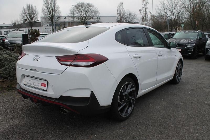 Gebraucht Hyundai i30 N Line 159 PS (116 kW) 2021 Weiß Limousine