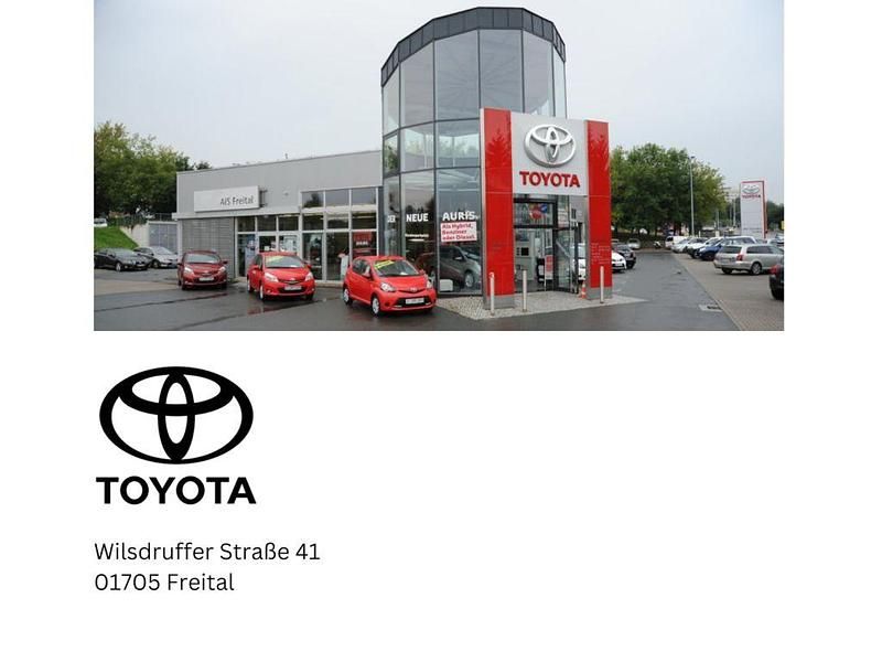 Gebraucht Toyota Corolla Team 140 PS (102 kW) 2023 Black mica / ink Limousine