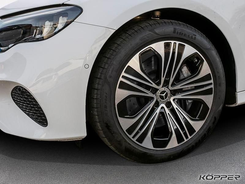 Gebraucht Mercedes E300 Advanced 313 PS (230 kW) 2025 Polarweiss Kombi