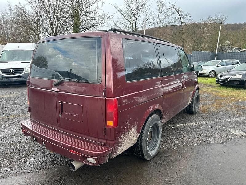 Second-hand Chevrolet Astro 1995 Roșu Monovolum