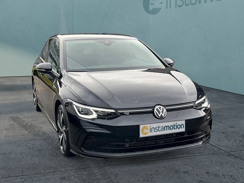 Schwarz Gebraucht 2024 VW Golf VIII R-line Limousine | 26.650 € (Superpreis) - Bild 1/4
