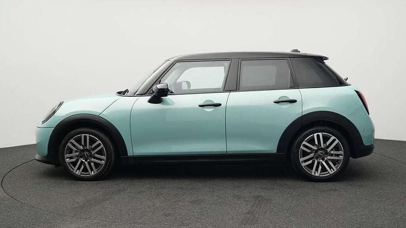 Usata Mini Cooper Classic 156 CV (114 kW) 2024 Verde Utilitaria