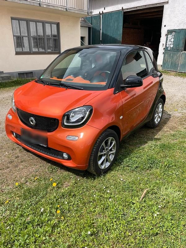 Orange Gebraucht 2016 Smart ForTwo Coupé Kleinwagen | 6.000 € (Guter Preis) - Bild 1/4