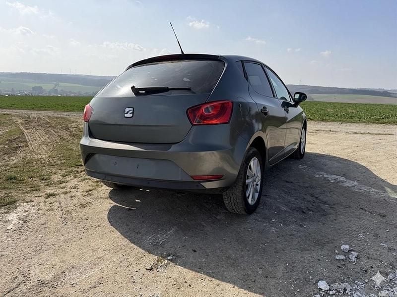 Gebraucht Seat Ibiza 82 PS (60 kW) 2012 Grau Kleinwagen