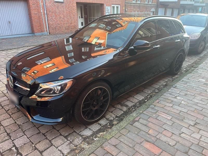 Gebraucht Mercedes C43 AMG AMG 367 PS (269 kW) 2017 Schwarz Coupé