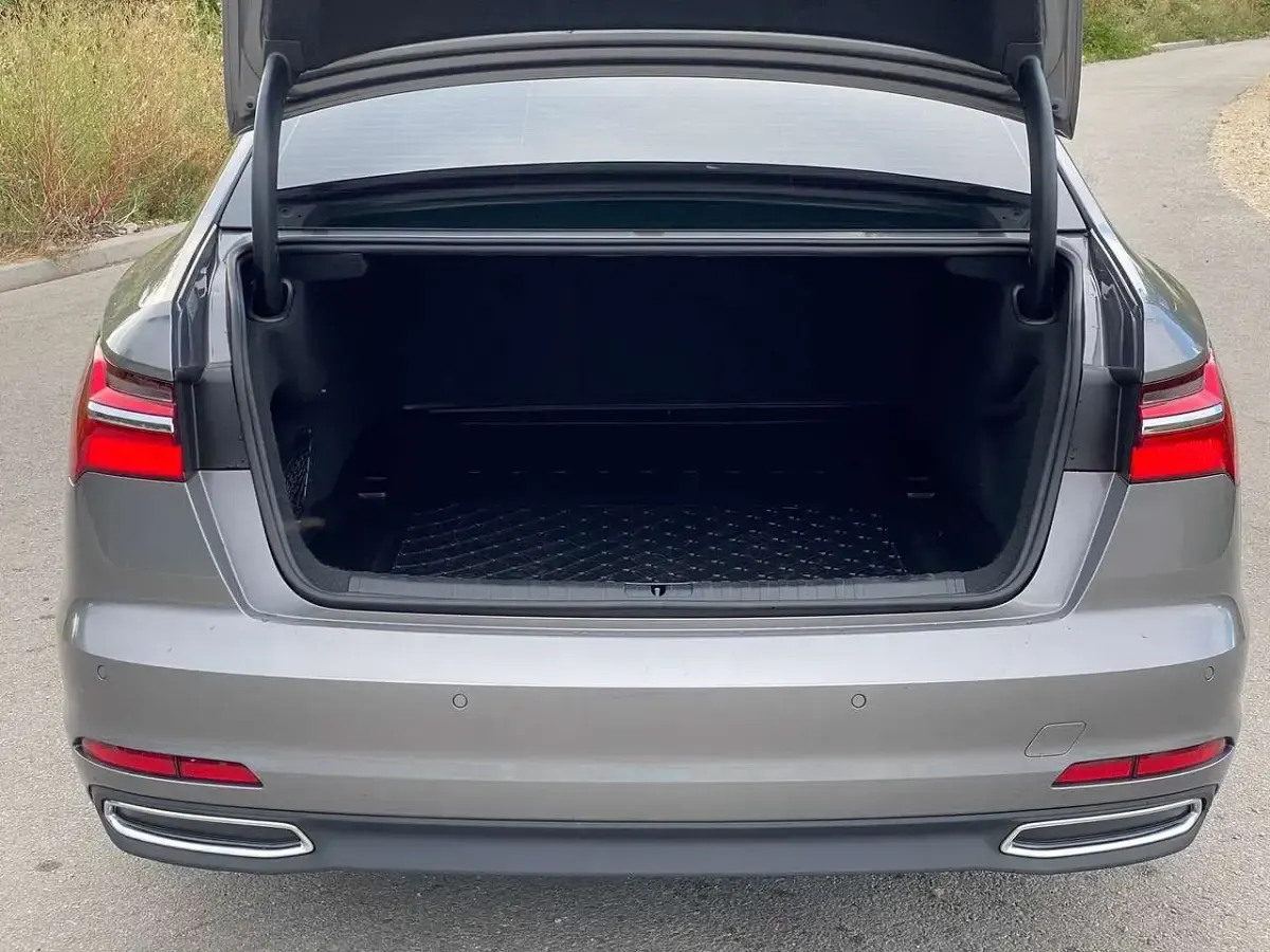 Gebraucht Audi A6 Basis 286 PS (210 kW) 2020 Grau Limousine