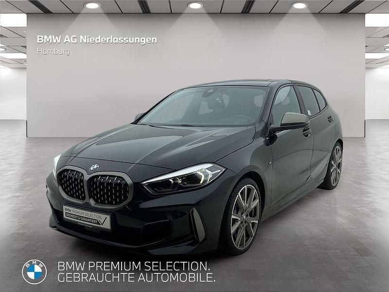 Schwarz Gebraucht 2022 BMW M135 Performance Kleinwagen | 30.861 € (Guter Preis) - Bild 1/4