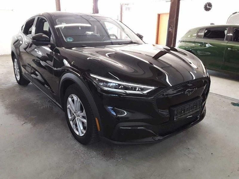 Schwarz Gebraucht 2021 Ford Mustang Mach-E SUV | 22.000 € (Fairer Preis) - Bild 1/4