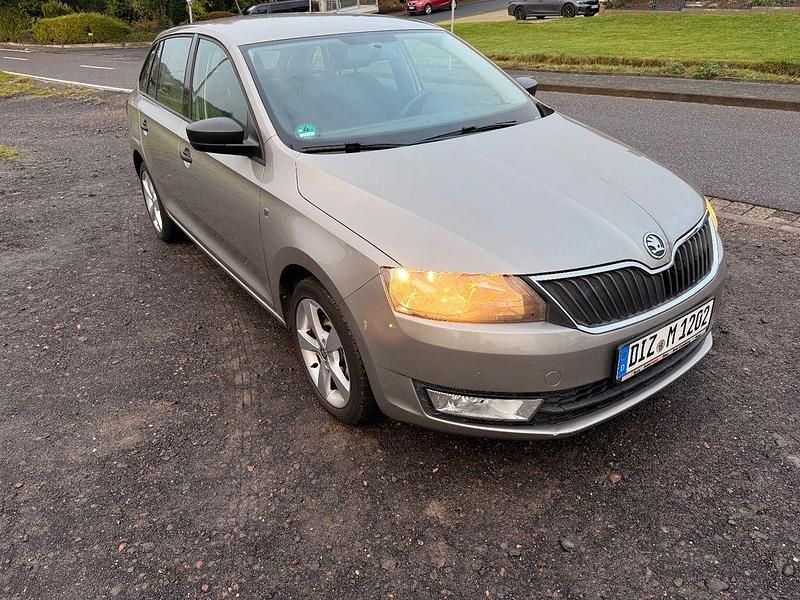 Beige Gebraucht 2014 Skoda Rapid Active Limousine | 4.300 € (Guter Preis) - Bild 1/4