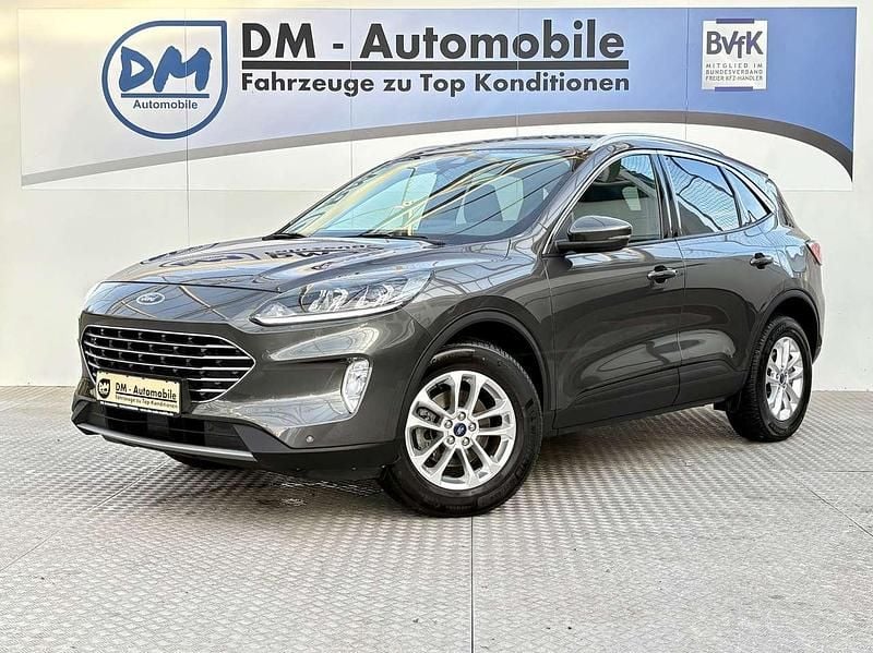 Magneticgrau (metallic) Gebraucht 2021 Ford Kuga Titanium SUV | 19.490 € (Superpreis) - Bild 1/4