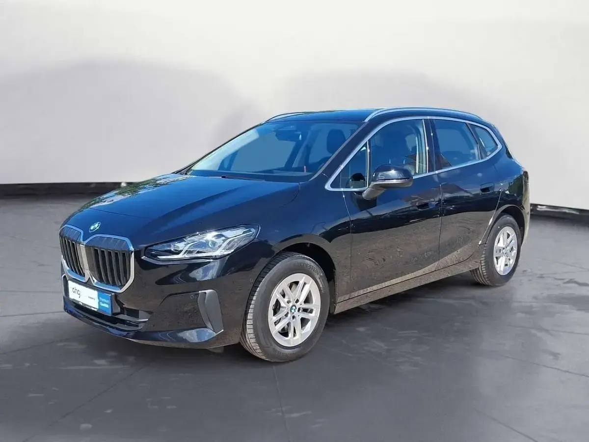 Gebraucht BMW 218 136 PS (100 kW) 2022 Sapphirschwarz metallic Van / Kleinbus