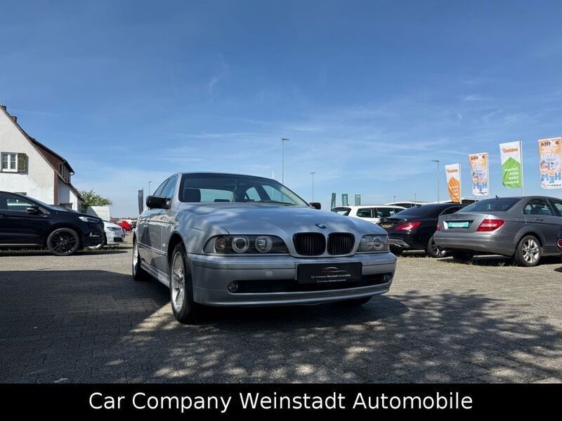 Silber Gebraucht 2001 BMW 520 Sport Line Limousine | 2.790 € (Guter Preis) - Bild 1/4