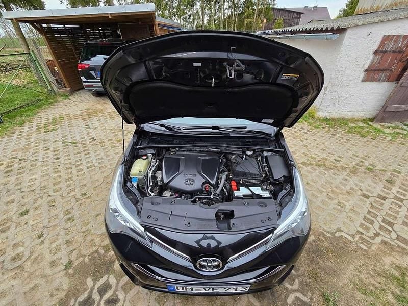 Gebraucht Toyota Avensis Comfort 112 PS (82 kW) 2015 Schwarz Kombi