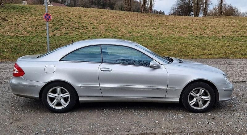 Gebraucht Mercedes CLK240 Avantgarde 170 PS (125 kW) 2004 Silber Coupé