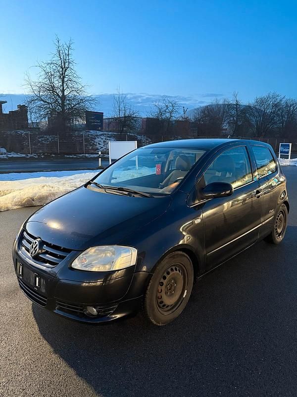 Gebraucht VW Polo 75 PS (55 kW) 2008 Schwarz Kleinwagen
