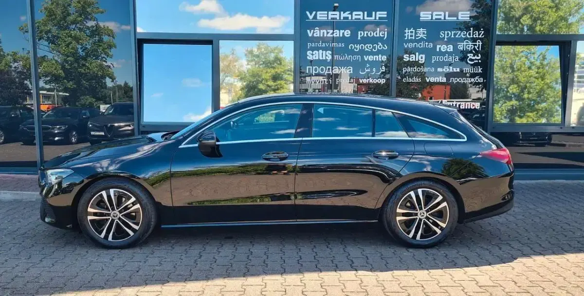 Gebraucht Mercedes CLA180 Premium 136 PS (100 kW) 2023 Nachtschwarz Coupé