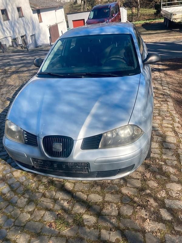 Gebraucht Seat Cordoba 90 PS (66 kW) 2006 Silber Limousine