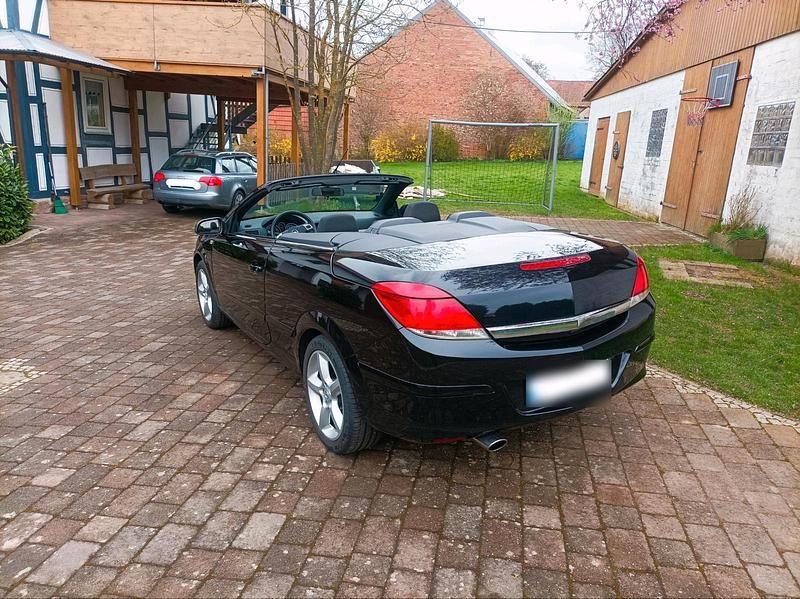 Gebraucht Opel Astra Cabriolet 105 PS (77 kW) 2007 Schwarz Cabrio