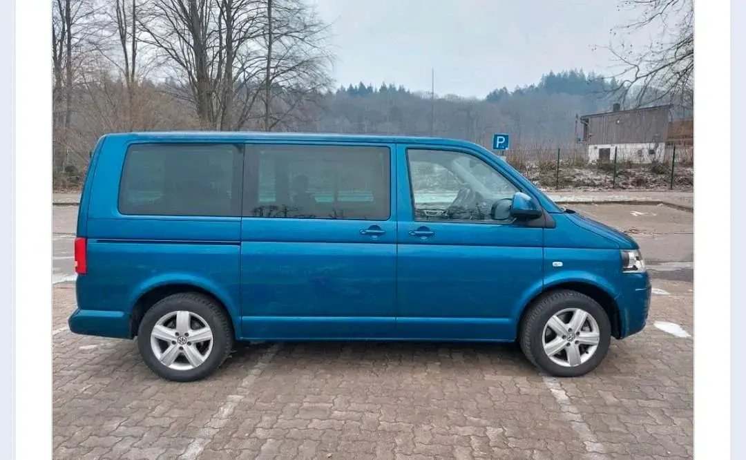Gebraucht VW T5 179 PS (131 kW) 2010 Blau Van