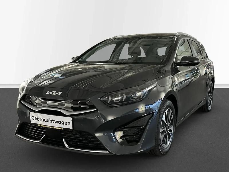 Pentametal (anthrazit) Gebraucht 2023 Kia Ceed Sportswagon Spirit Kombi | 24.500 € (Fairer Preis) - Bild 1/4