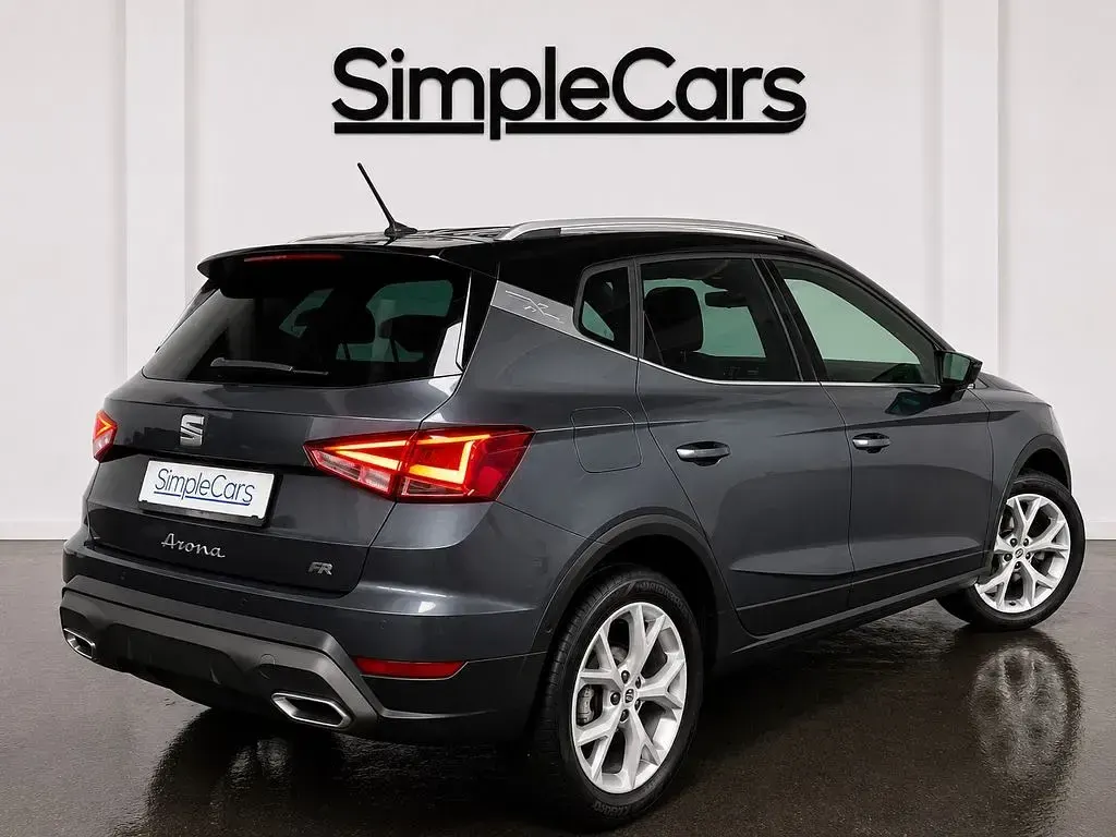 Gebraucht Seat Arona FR 110 PS (80 kW) 2023 Grau SUV