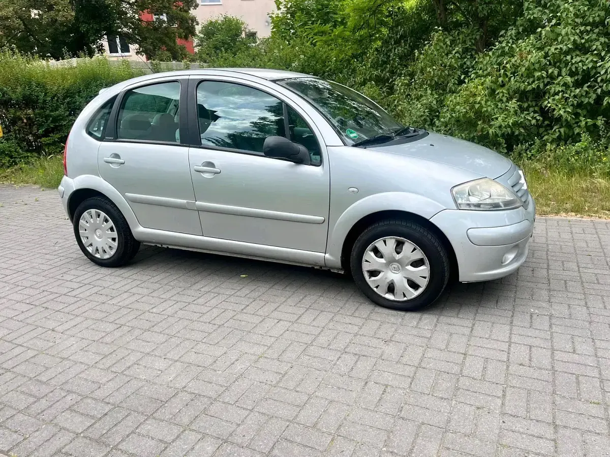 Gebraucht Citroën C3 75 PS (55 kW) 2003 Silber Limousine