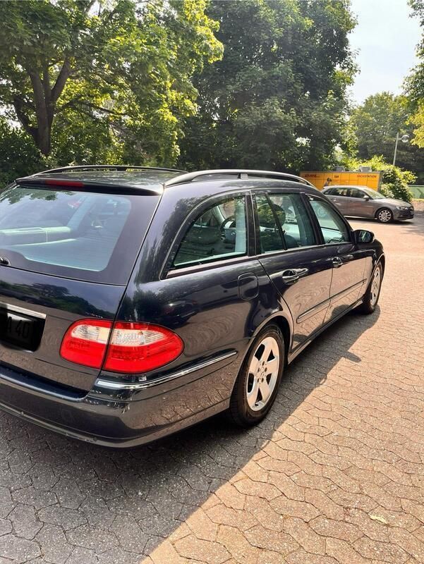 Gebraucht Mercedes E270 Avantgarde 177 PS (130 kW) 2004 Schwarz Kombi
