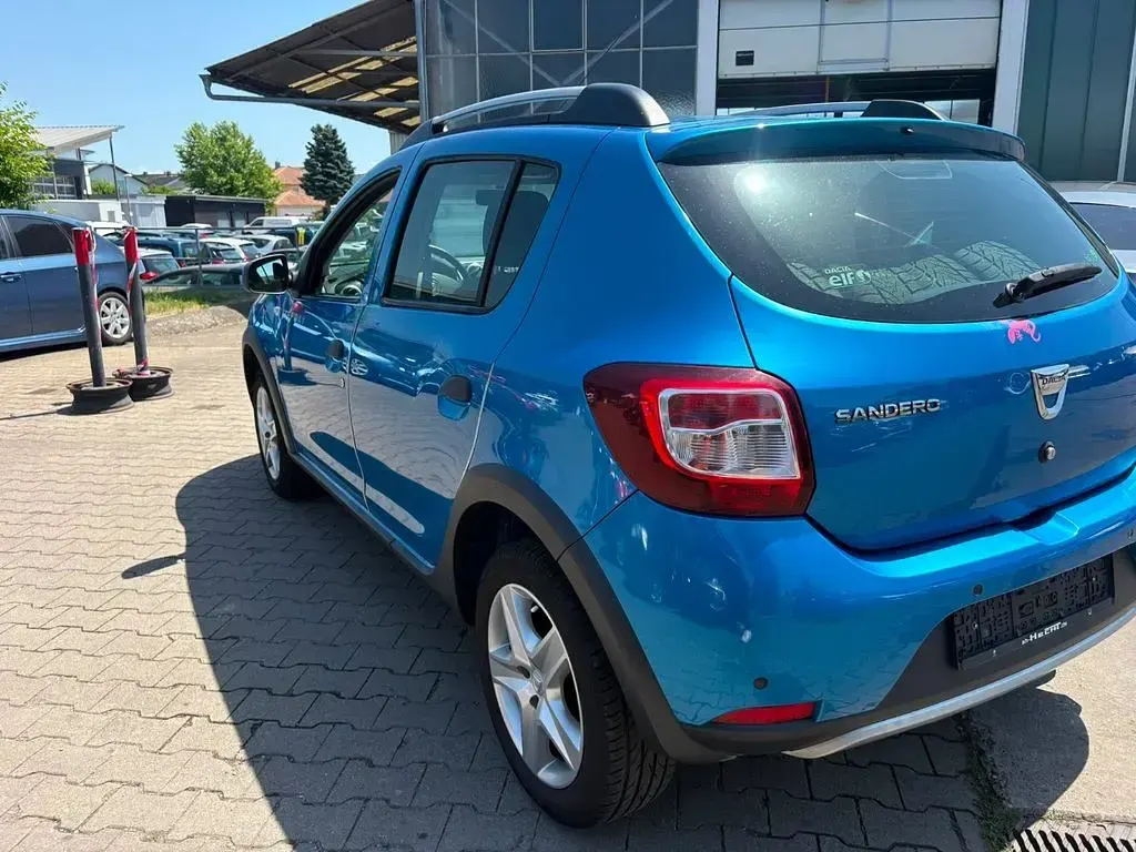 Gebraucht Dacia Sandero Prestige 90 PS (66 kW) 2013 Blau Limousine