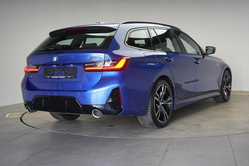 Gebraucht BMW 320 M Sport 184 PS (135 kW) 2023 Portimao blau Kombi