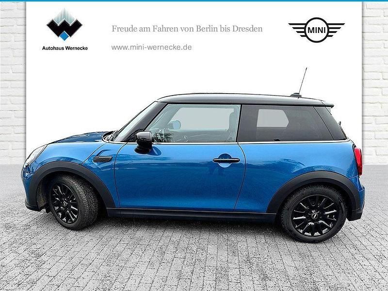 Gebraucht Mini Cooper Hatch 136 PS (100 kW) 2023 Island blue Kleinwagen