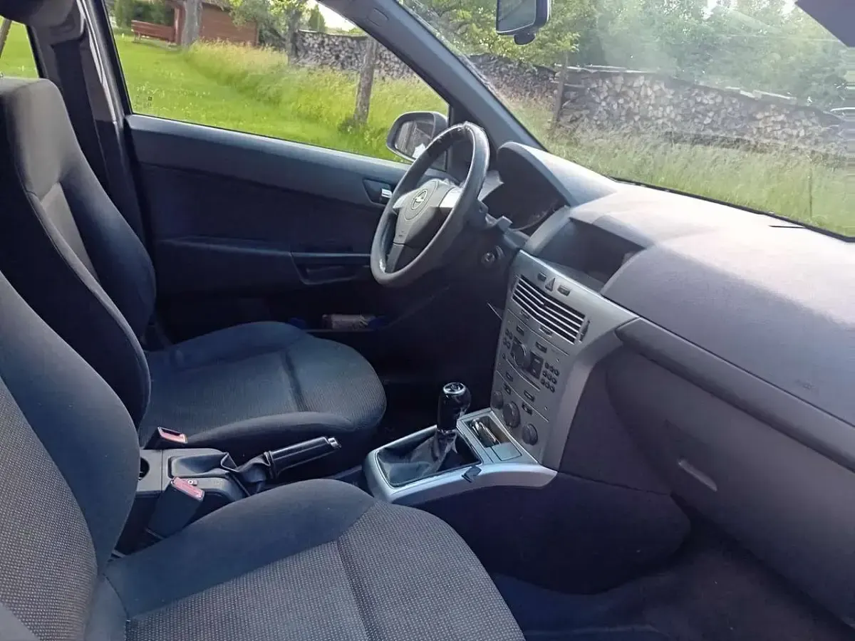 Gebraucht Opel Astra Selection 90 PS (66 kW) 2010 Kombi