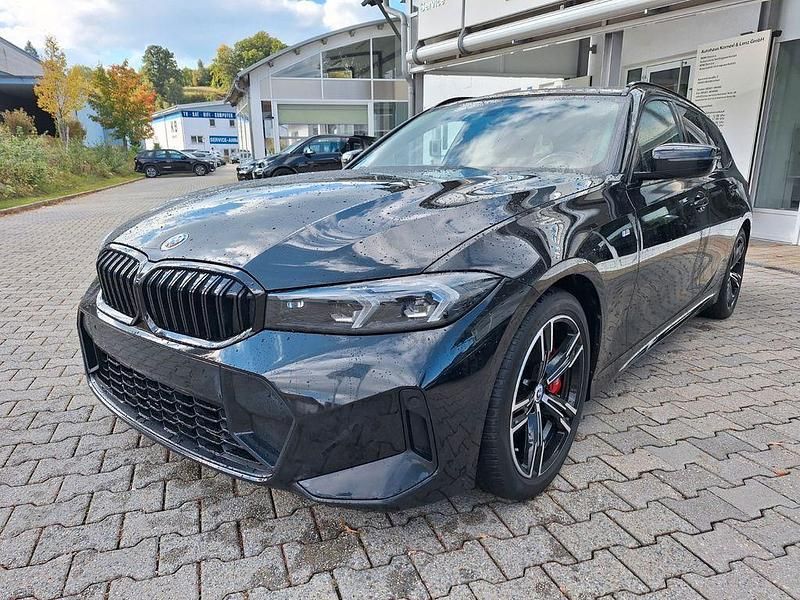 Schwarz Gebraucht 2022 BMW 320 M Sport Limousine | 30.999 € (Fairer Preis) - Bild 1/4