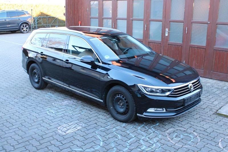 Gebraucht VW Passat Highline 190 PS (139 kW) 2019 Schwarz Kombi