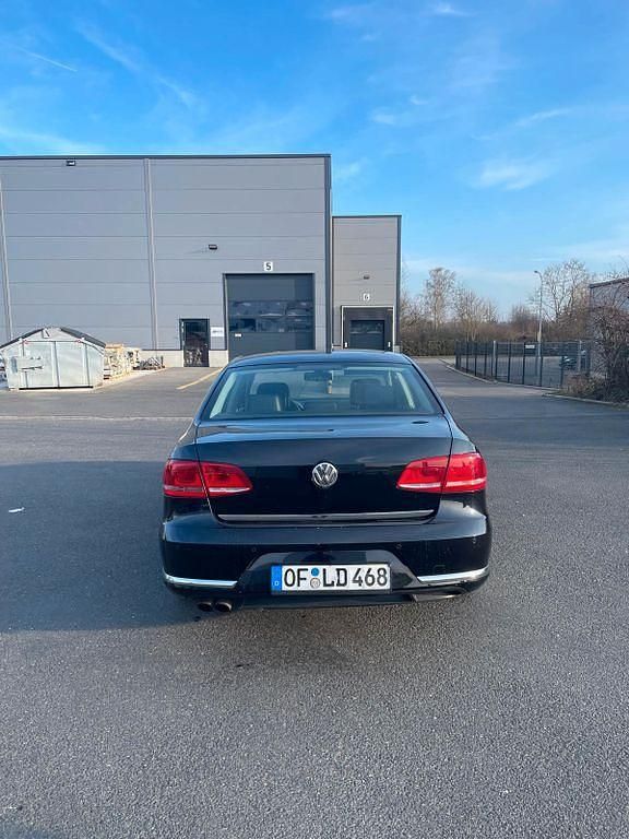 Gebraucht VW Passat Highline 211 PS (155 kW) 2013 Schwarz Limousine