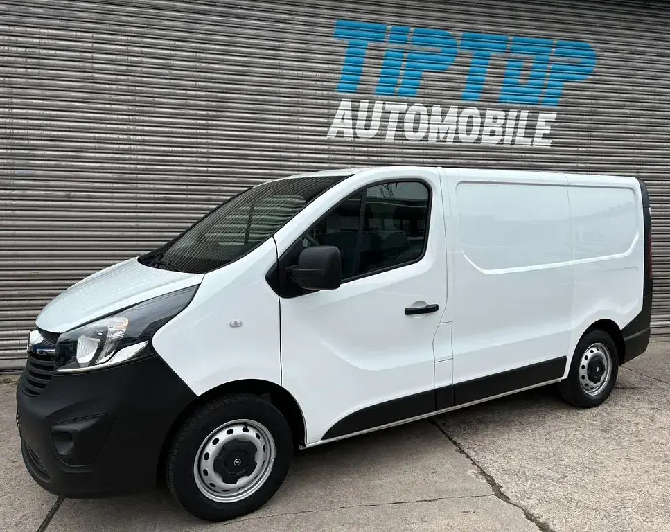 Gebraucht Opel Vivaro 121 PS (88 kW) 2019 Weiß Van / Kleinbus