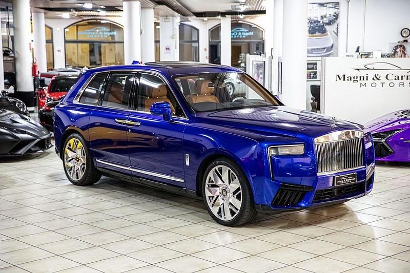 Neu Rolls Royce Cullinan 571 PS (419 kW) 2025 Blau SUV