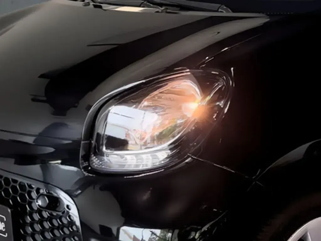 Gebraucht Smart ForFour Electric Drive 60 kW (82 PS) 2022 Schwarz Limousine