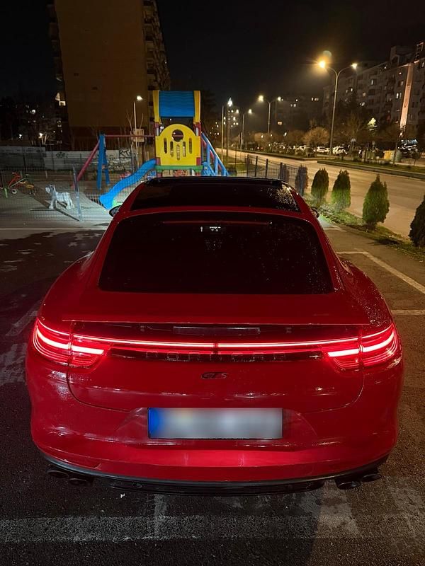 Gebraucht Porsche Panamera 4 330 PS (242 kW) 2019 Rot Limousine