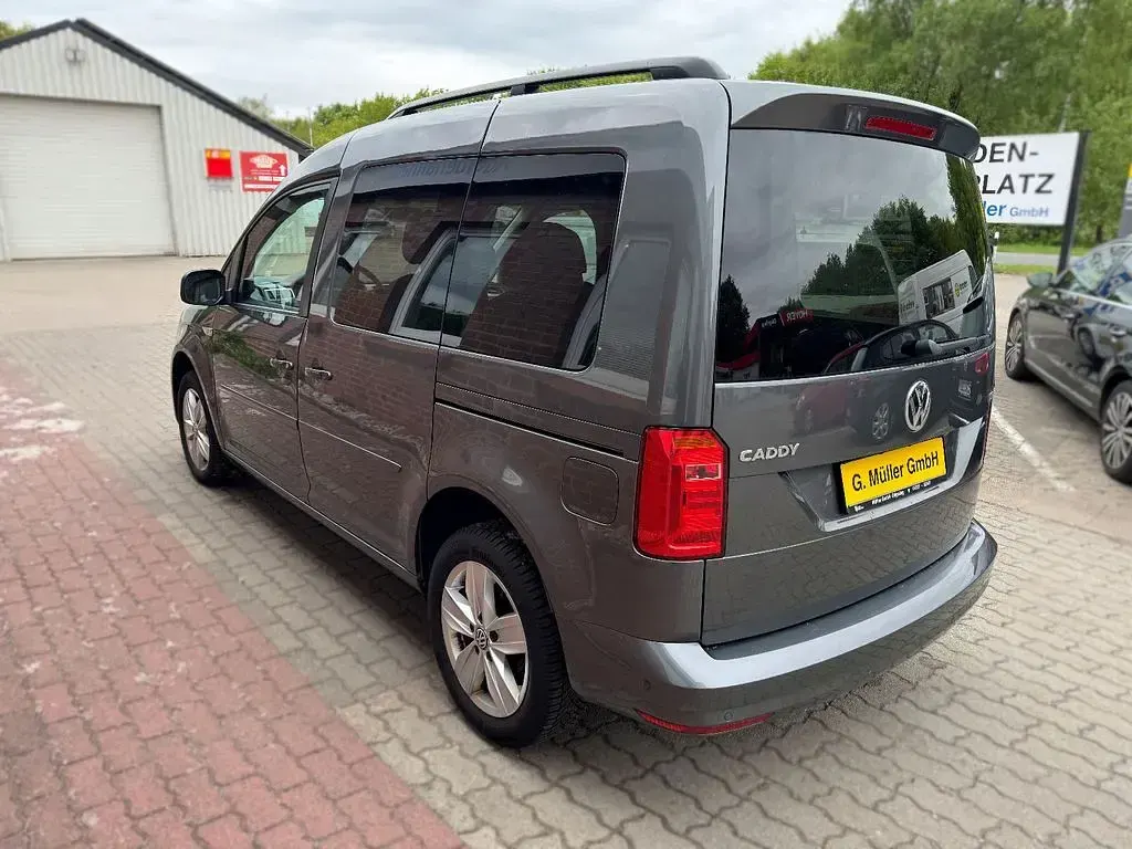 Second-hand VW Caddy Comfortline 125 CP (91 kW) 2018 Gri Monovolum
