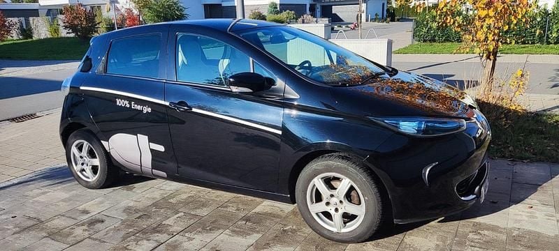 Schwarz Gebraucht 2016 Renault Zoe Life Kleinwagen | 4.400 € (Superpreis) - Bild 1/4