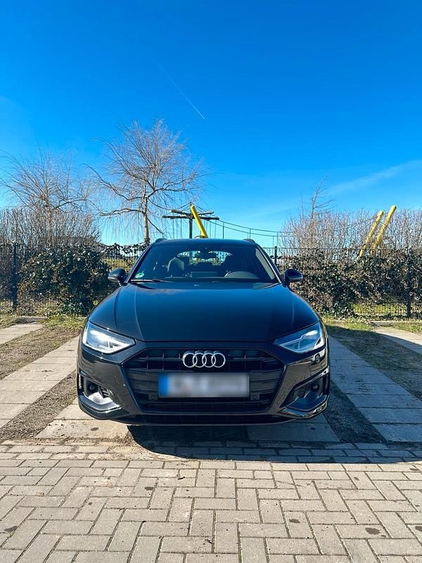 Gebraucht Audi A4 S-Line 190 PS (139 kW) 2020 Schwarz Kombi