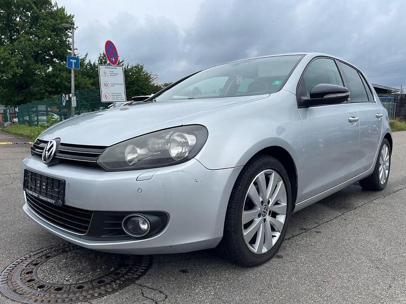 Reflexsilber Gebraucht 2011 VW Golf VI Style Limousine | 5.500 € (Fairer Preis) - Bild 1/4