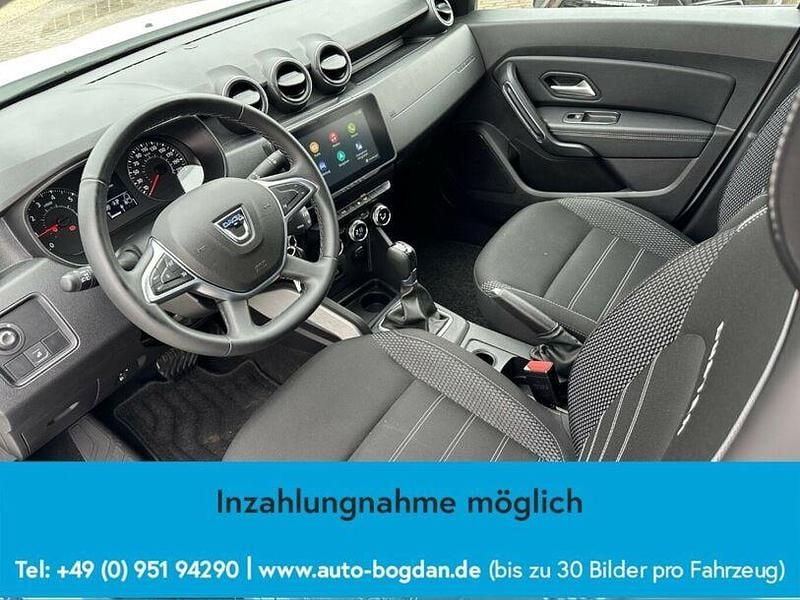 Gebraucht Dacia Duster Prestige 150 PS (110 kW) 2022 Weiß SUV